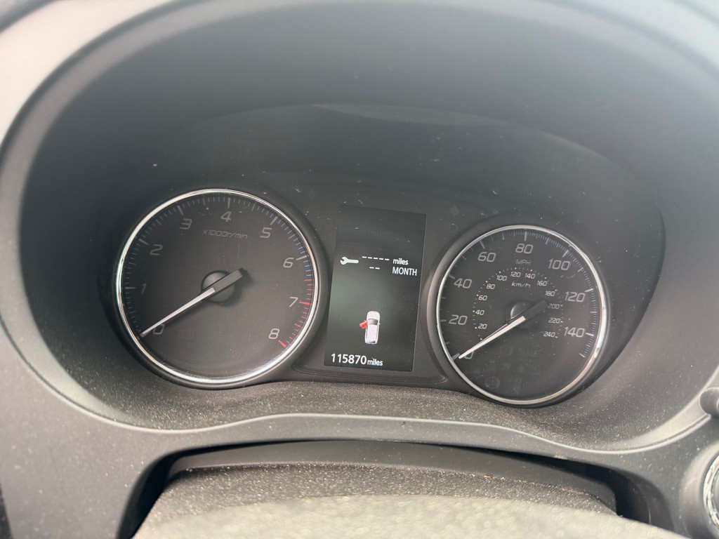 2018 Mitsubishi Outlander Image 14