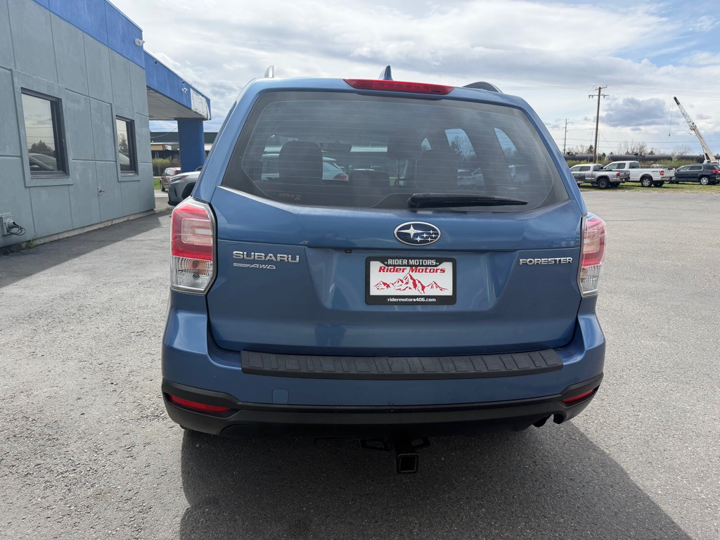 2018 Subaru Forester Image 8