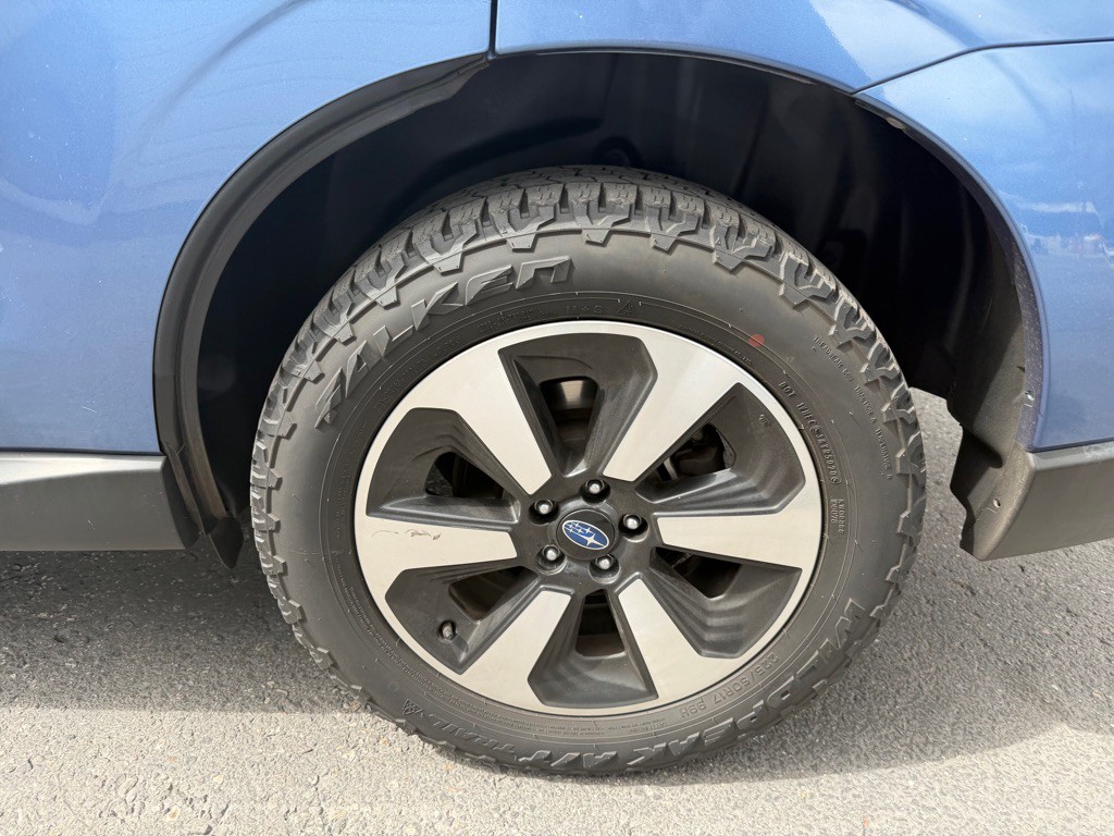 2018 Subaru Forester Image 9