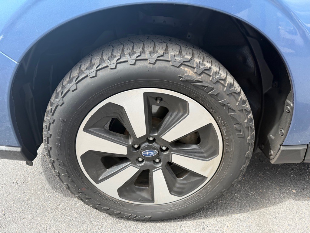 2018 Subaru Forester Image 10