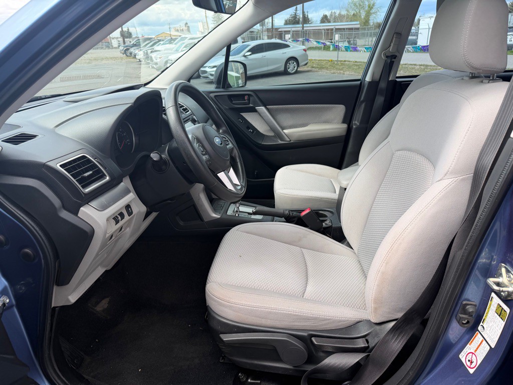 2018 Subaru Forester Image 12