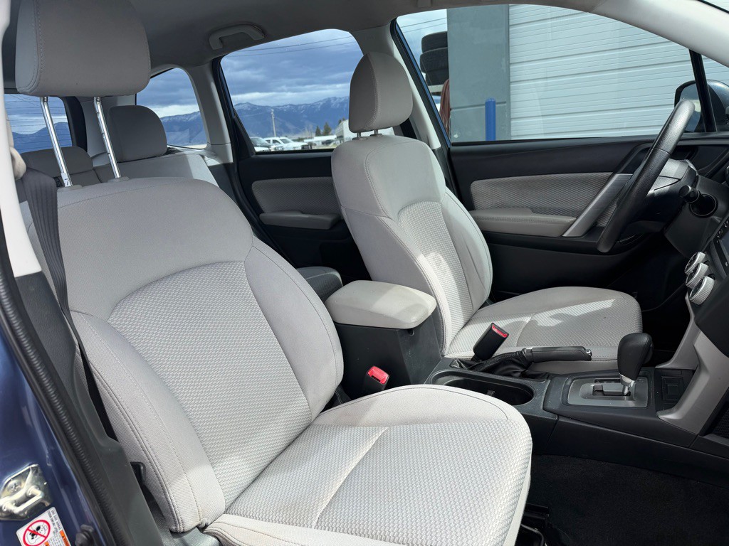 2018 Subaru Forester Image 18