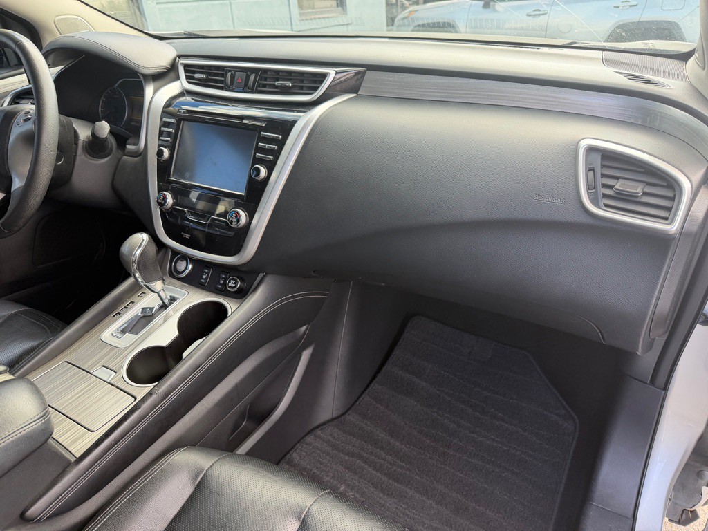 2015 Nissan Murano Image 17