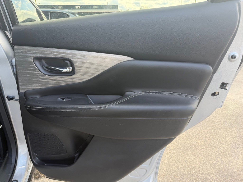 2015 Nissan Murano Image 19