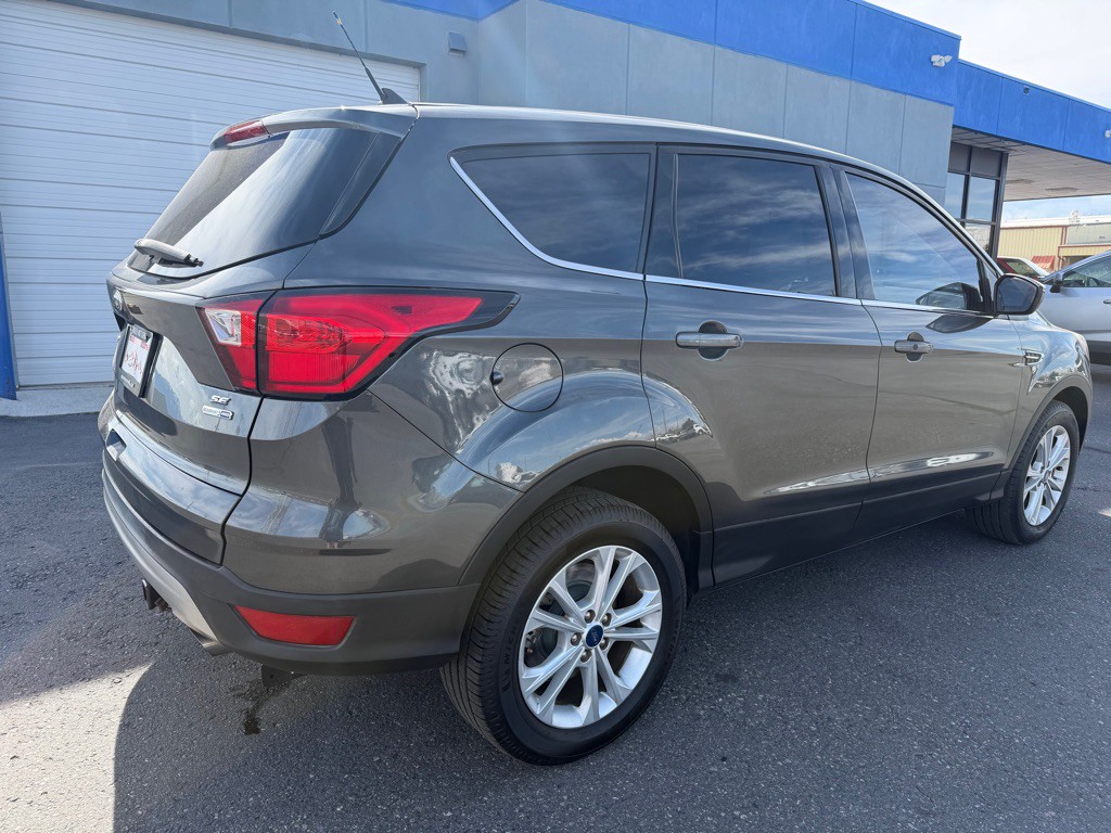 2019 Ford Escape Image 4