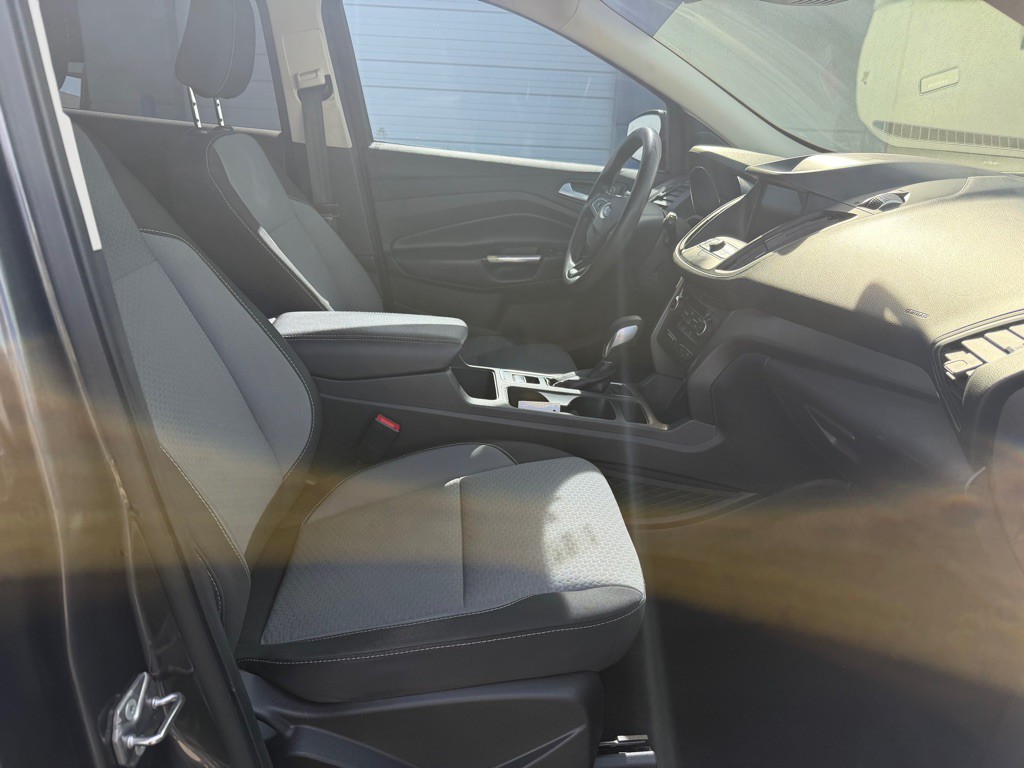 2019 Ford Escape Image 16