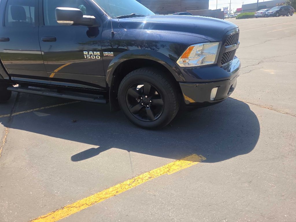 2017 RAM 1500 Image 7
