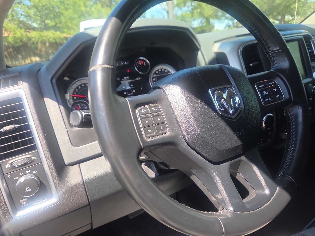 2017 RAM 1500 Image 12