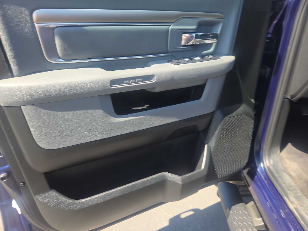 2017 RAM 1500 Image 15