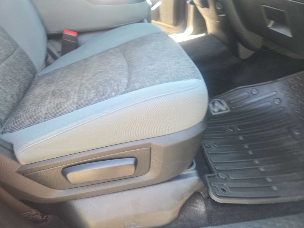 2017 RAM 1500 Image 22