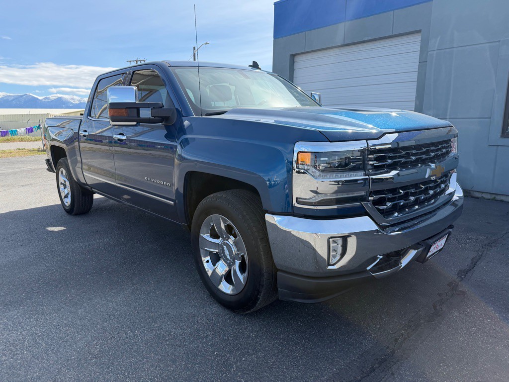 2017 Chevrolet Silverado 1500 Image 1