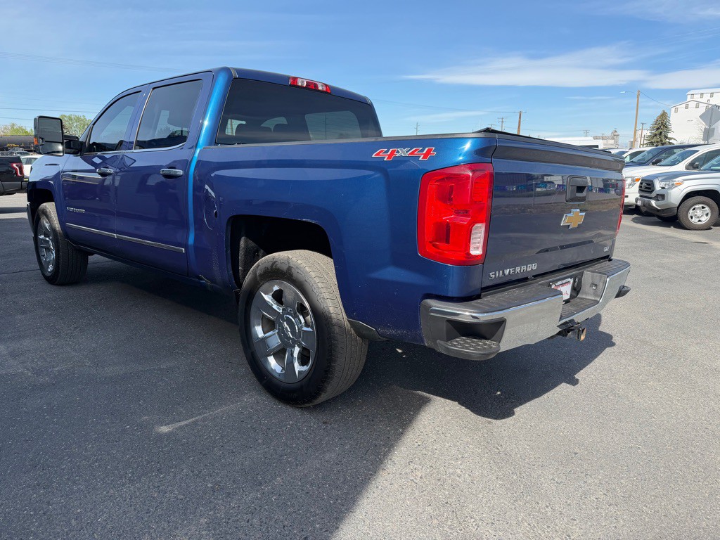 2017 Chevrolet Silverado 1500 Image 3