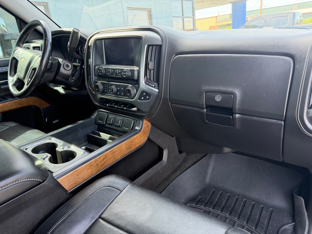 2017 Chevrolet Silverado 1500 Image 18