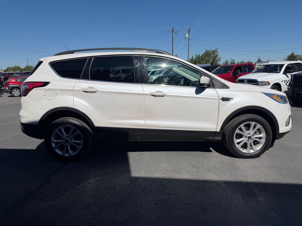 2018 Ford Escape Image 9
