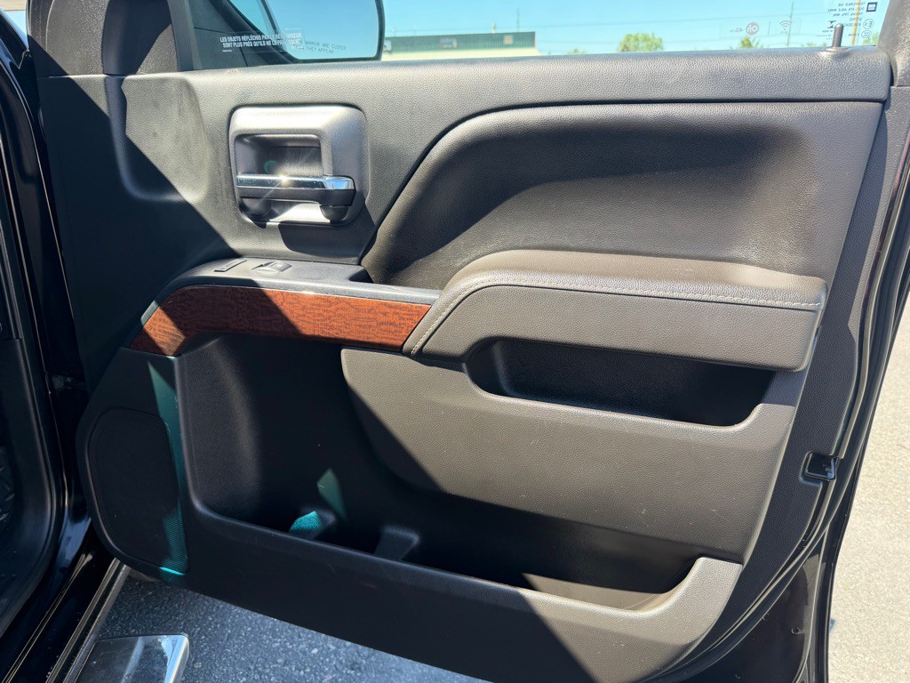 2016 GMC Sierra Image 18