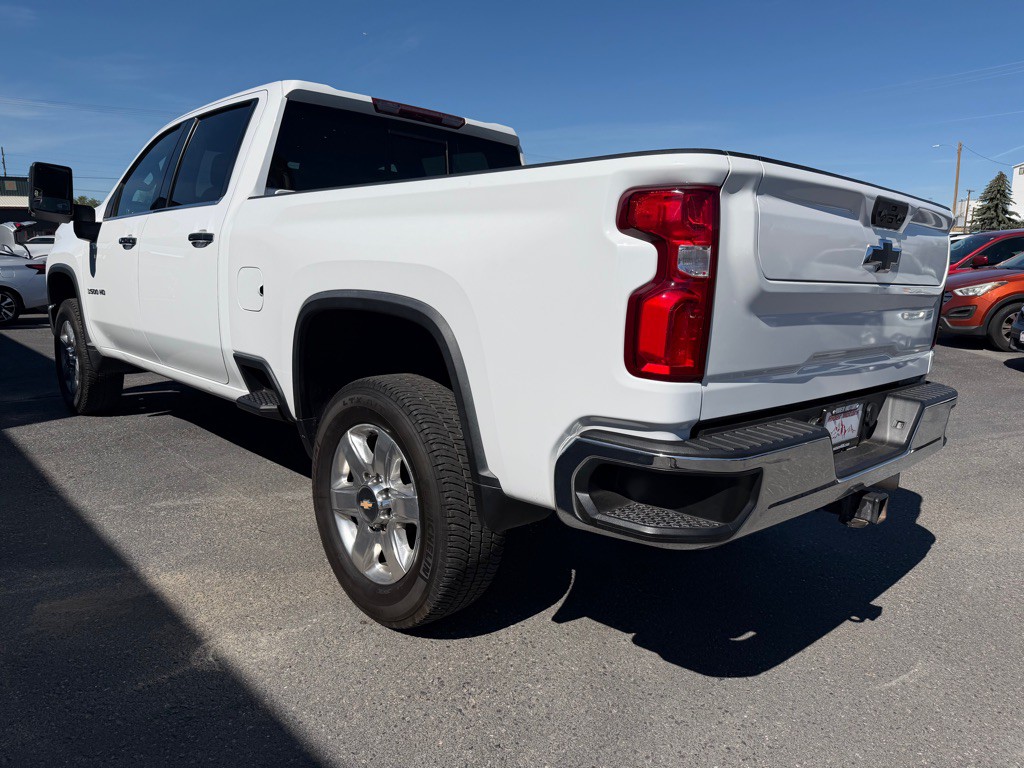 2022 Chevrolet Silverado 1500 Image 3