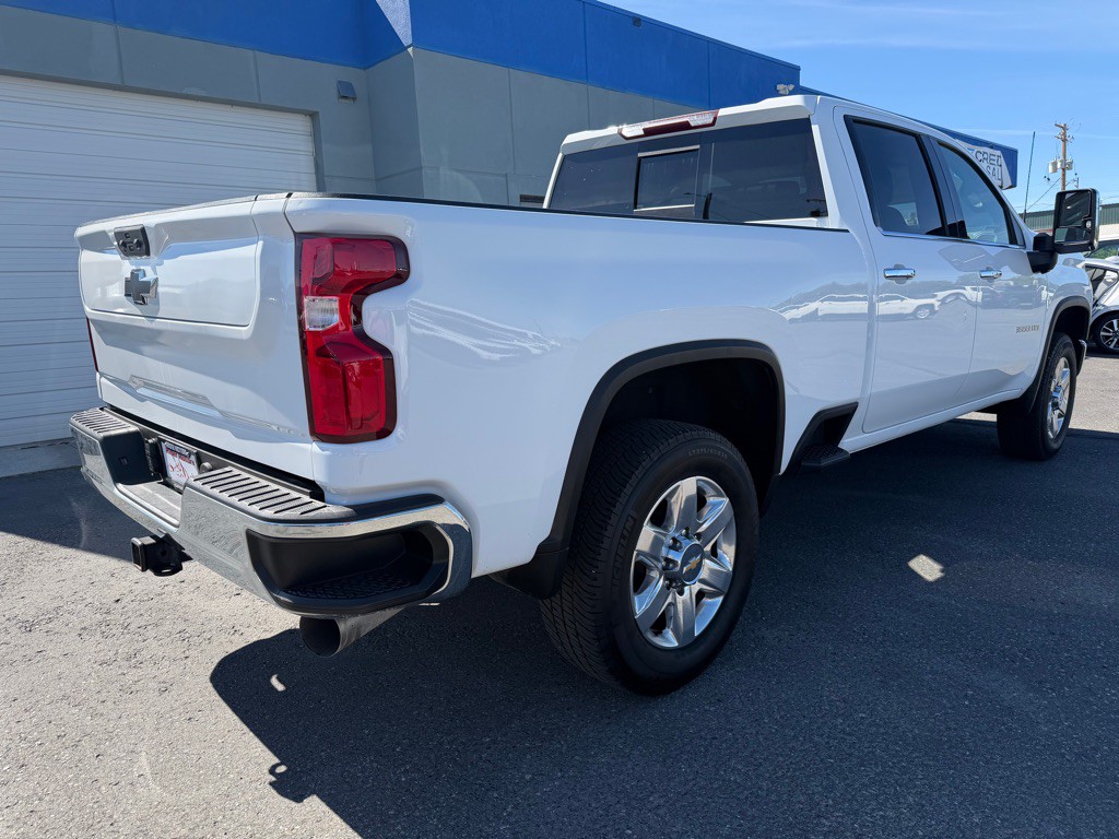 2022 Chevrolet Silverado 1500 Image 4