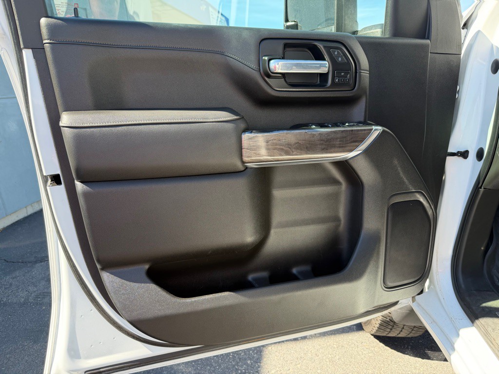 2022 Chevrolet Silverado 1500 Image 12