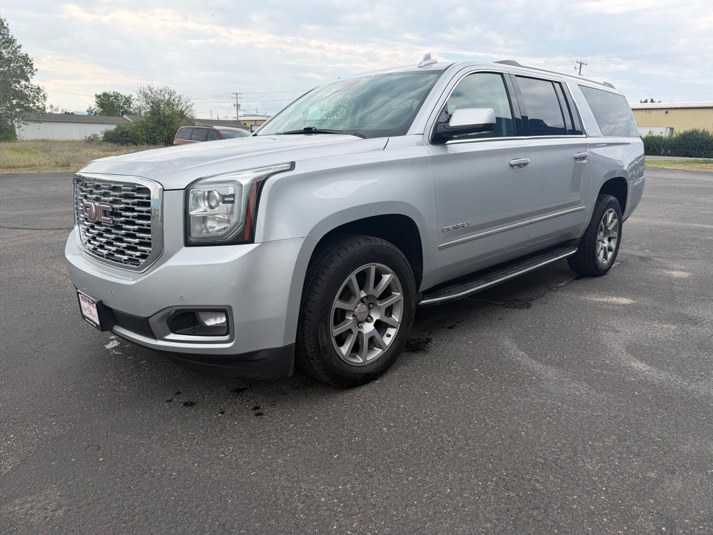 2020 GMC Yukon Image 2