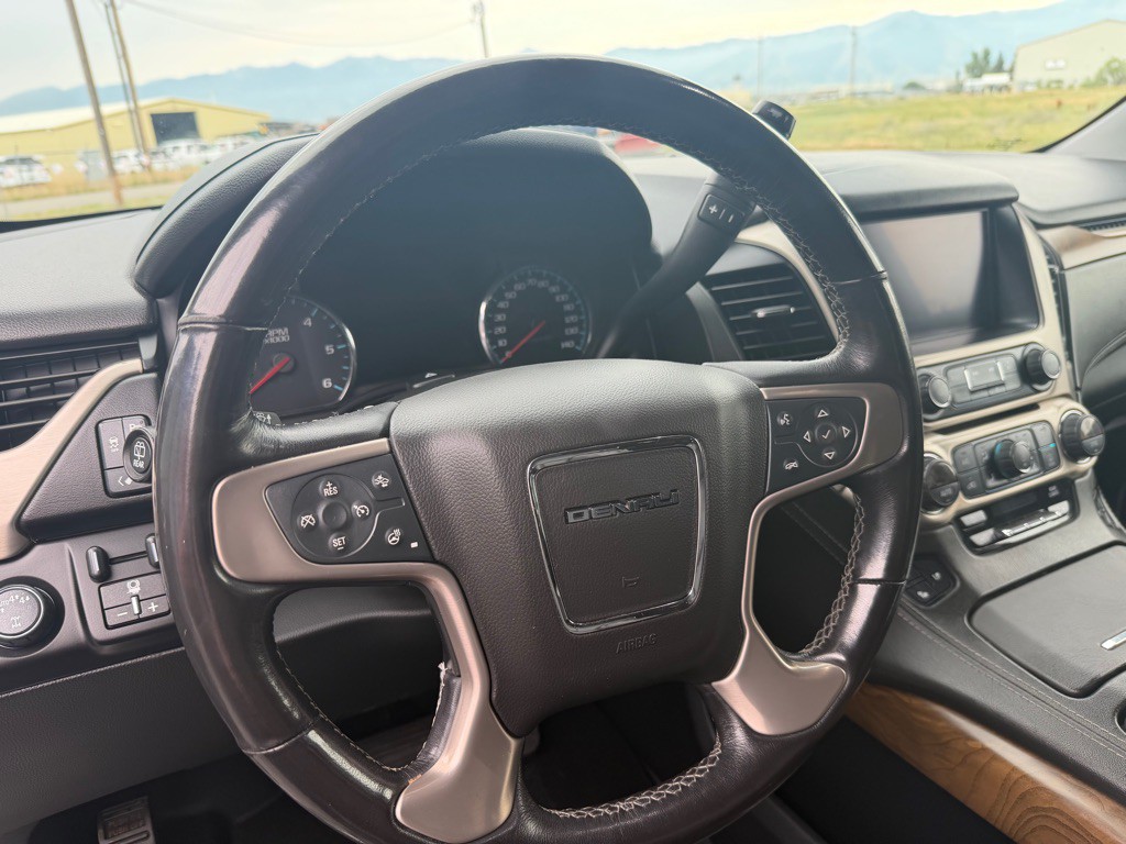 2020 GMC Yukon Image 14