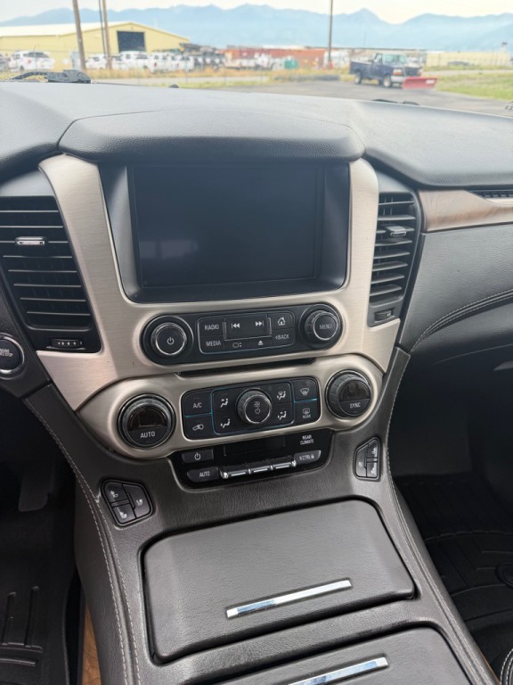 2020 GMC Yukon Image 15