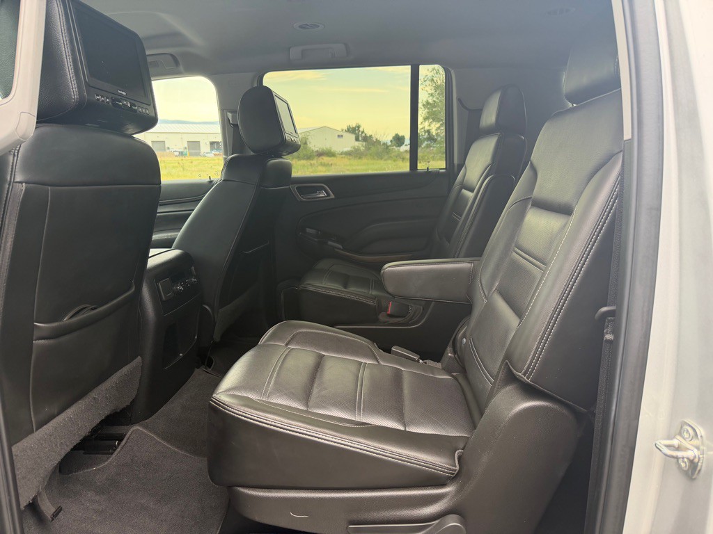 2020 GMC Yukon Image 28
