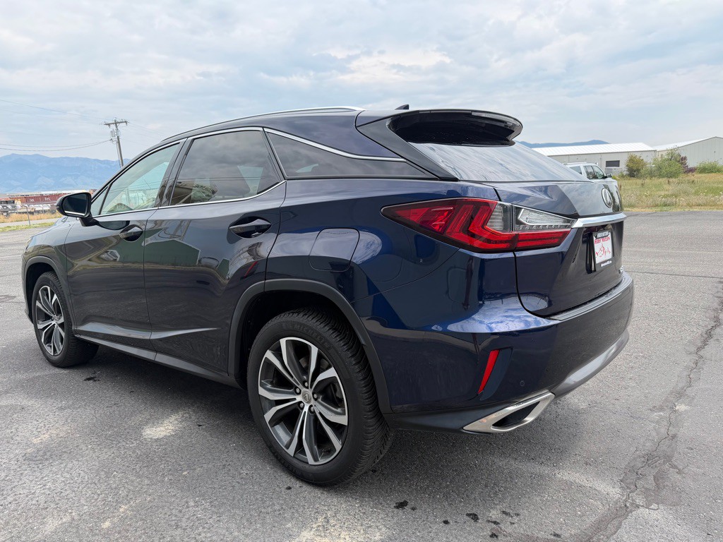 2017 Lexus RX Image 3