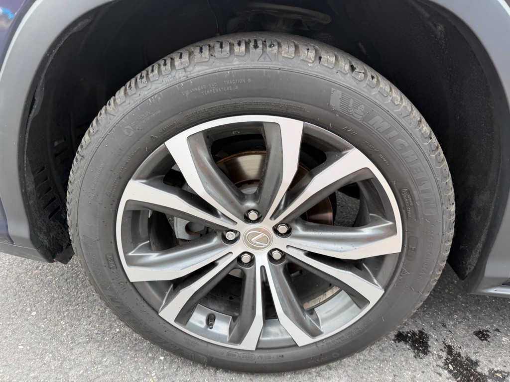 2017 Lexus RX Image 10