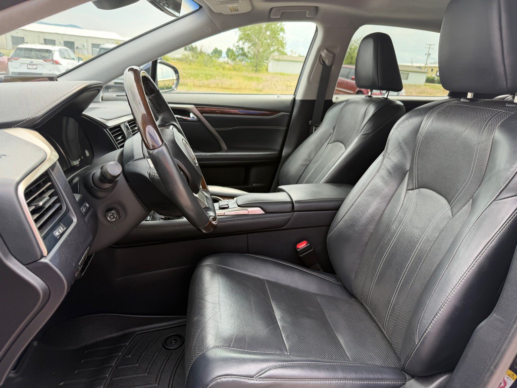 2017 Lexus RX Image 18