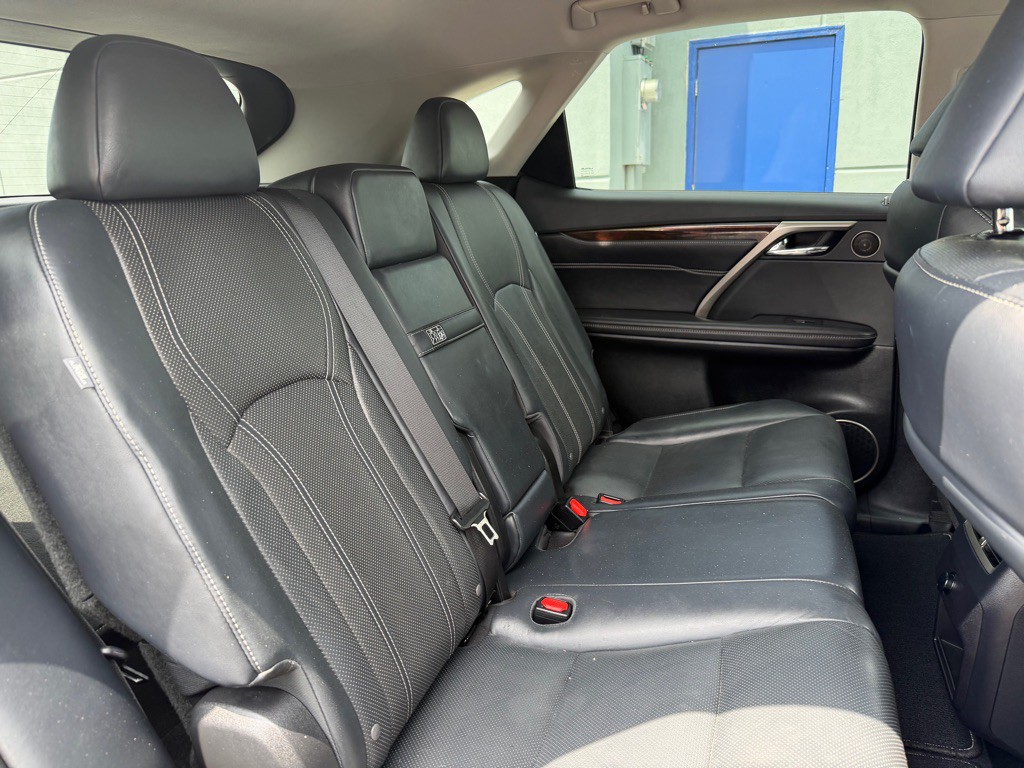 2017 Lexus RX Image 25