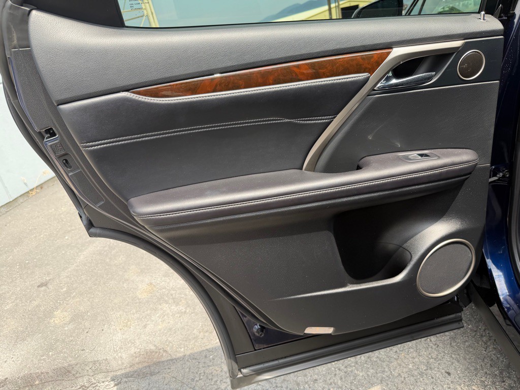 2017 Lexus RX Image 26