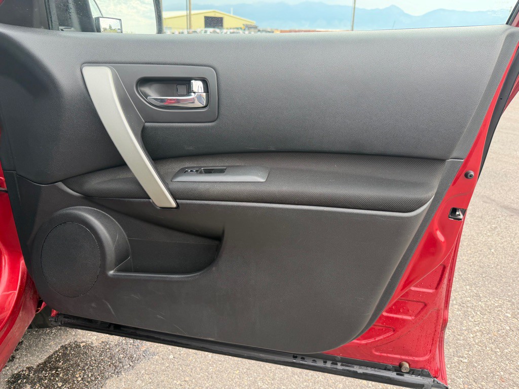 2013 Nissan Rogue Image 16
