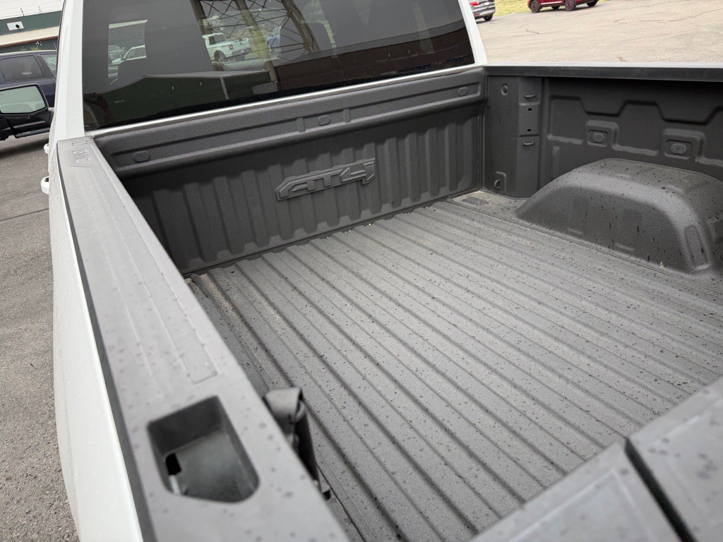2024 GMC Sierra Image 9