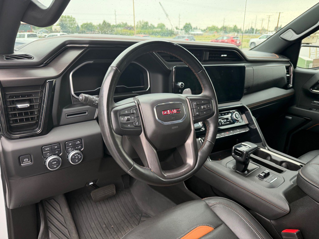 2024 GMC Sierra Image 15