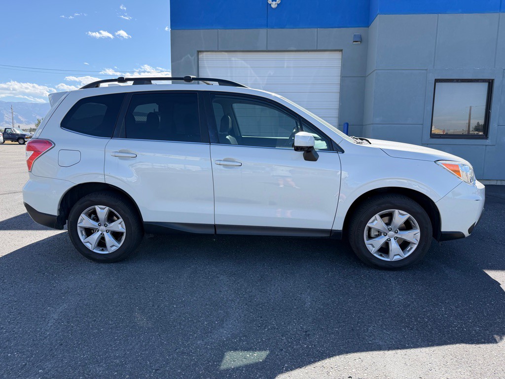 2016 Subaru Forester Image 5