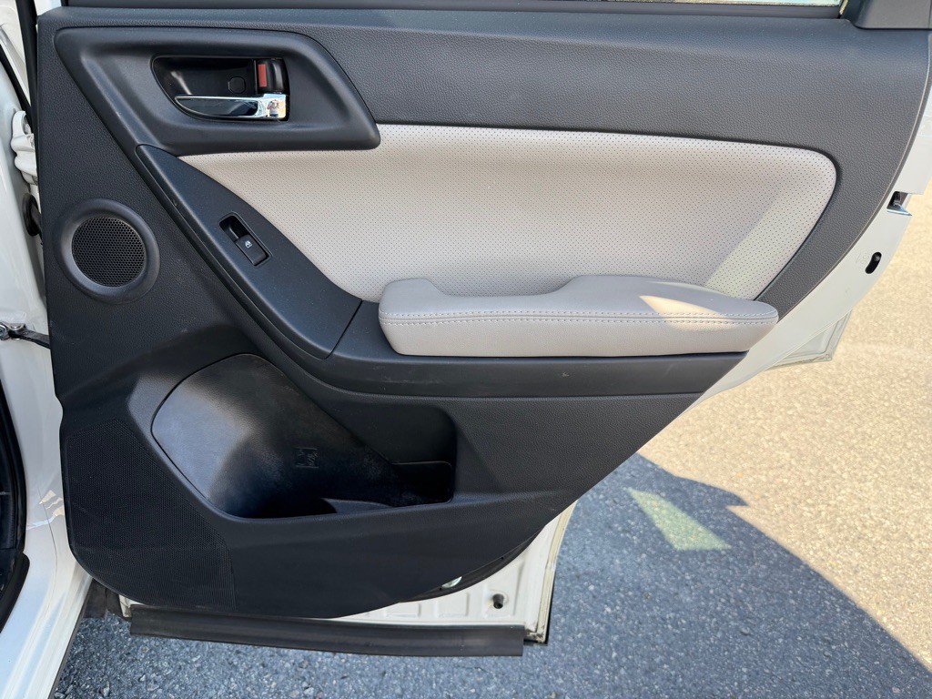 2016 Subaru Forester Image 19