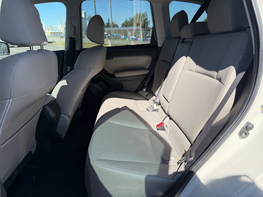 2016 Subaru Forester Image 22