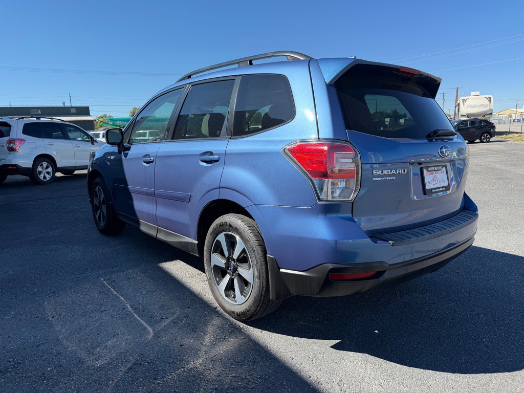 2018 Subaru Forester Image 3