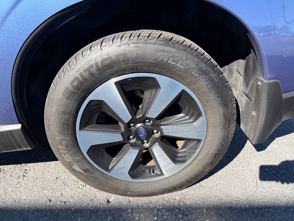 2018 Subaru Forester Image 9