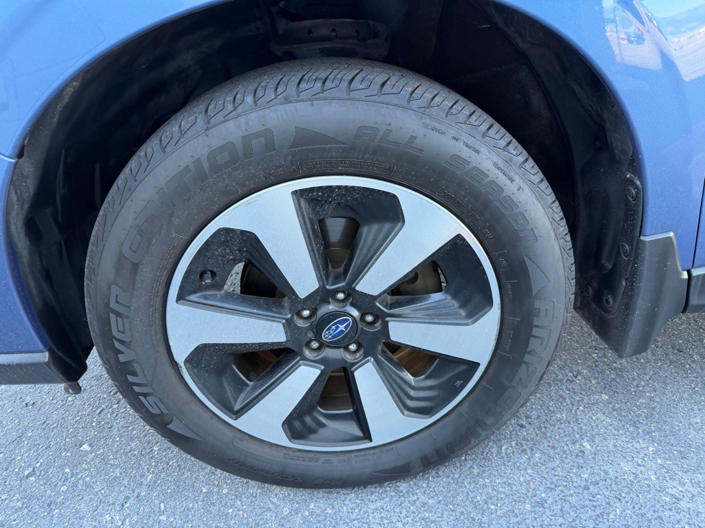 2018 Subaru Forester Image 10