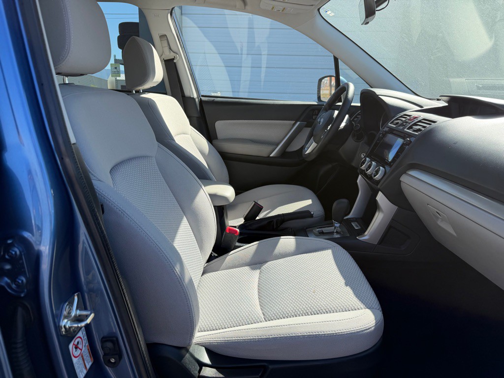 2018 Subaru Forester Image 18