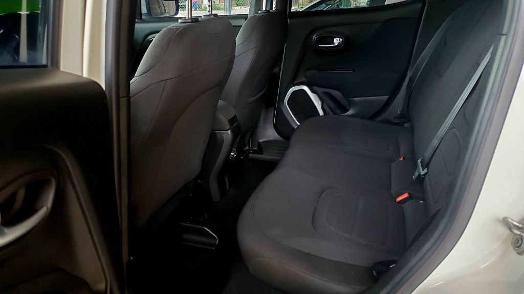 2018 Jeep Renegade Image 7