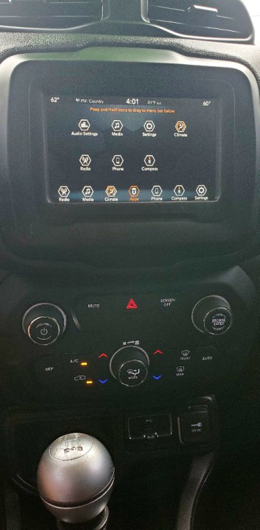 2018 Jeep Renegade Image 12