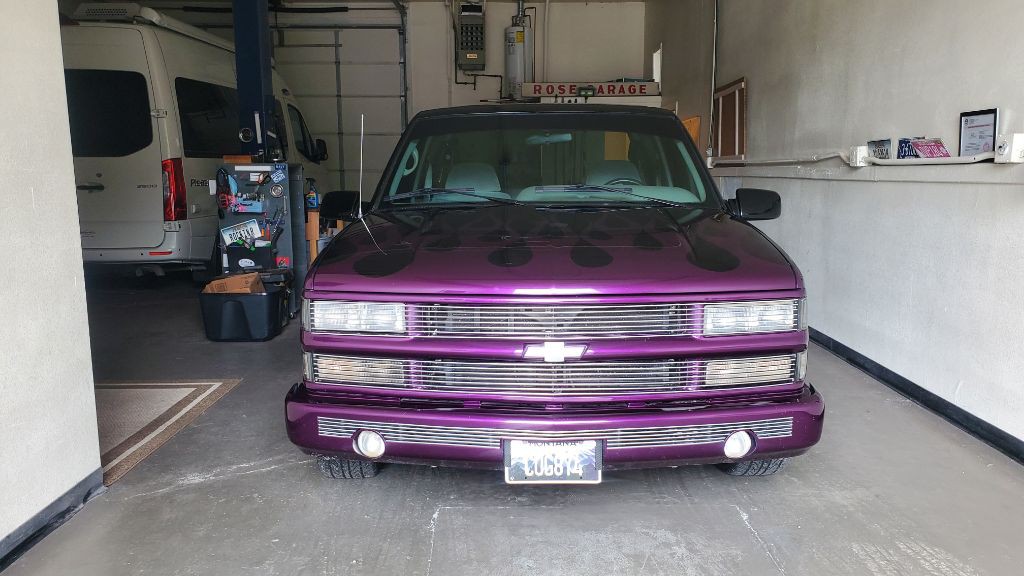 1995 Chevrolet C/K Image 2