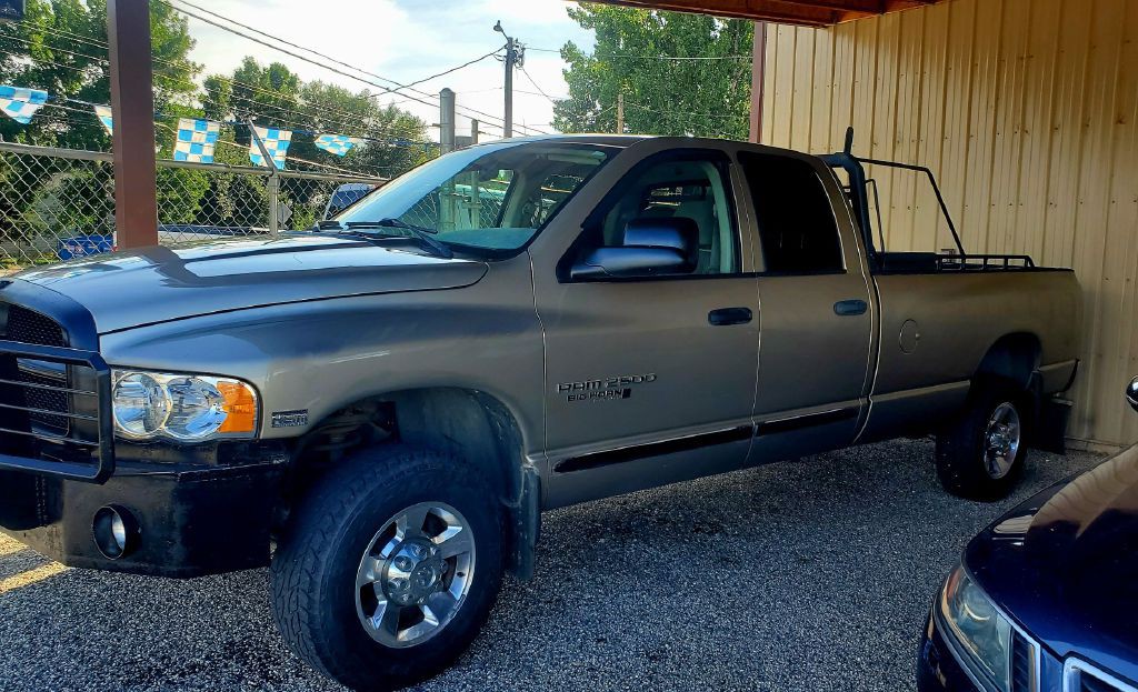 2005 Dodge Ram 2500 Image 2