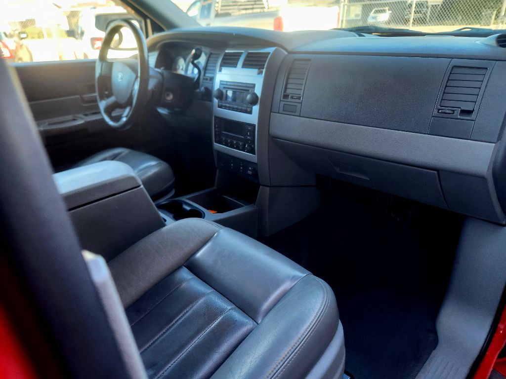 2005 Dodge Durango Image 8