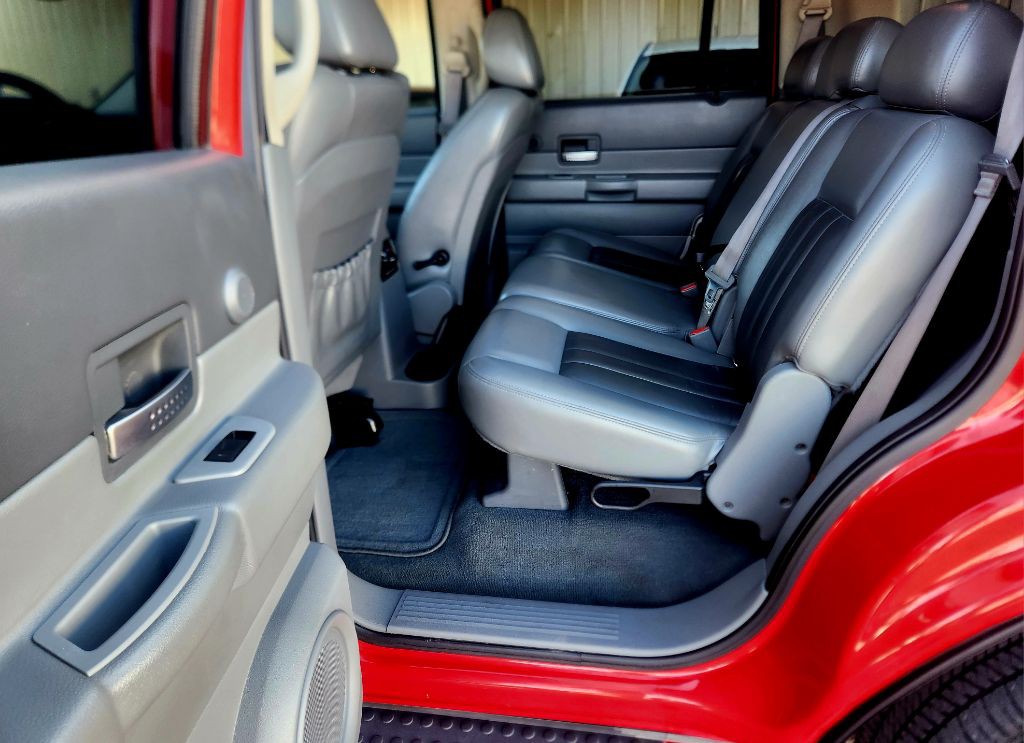 2005 Dodge Durango Image 9
