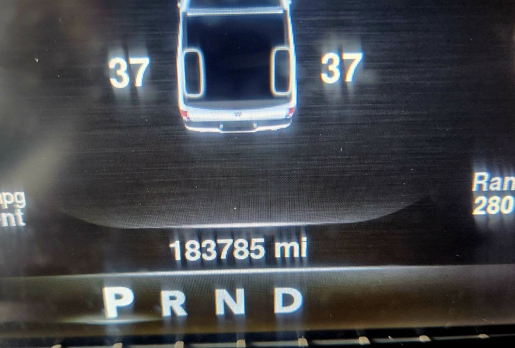 2016 RAM 1500 Image 12