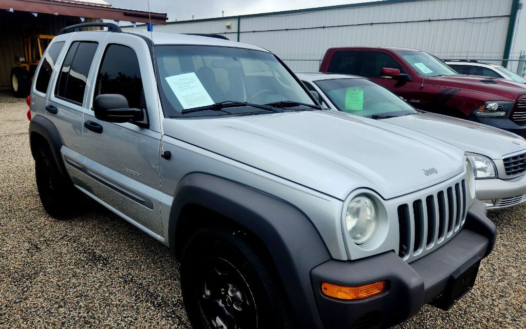 2003 Jeep Liberty Image 2