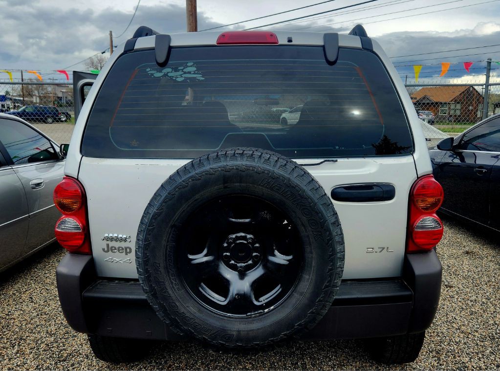 2003 Jeep Liberty Image 4
